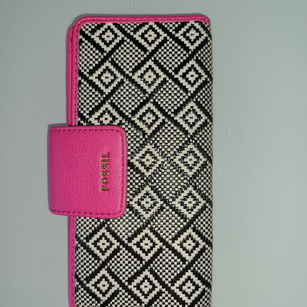 Fossil wallet